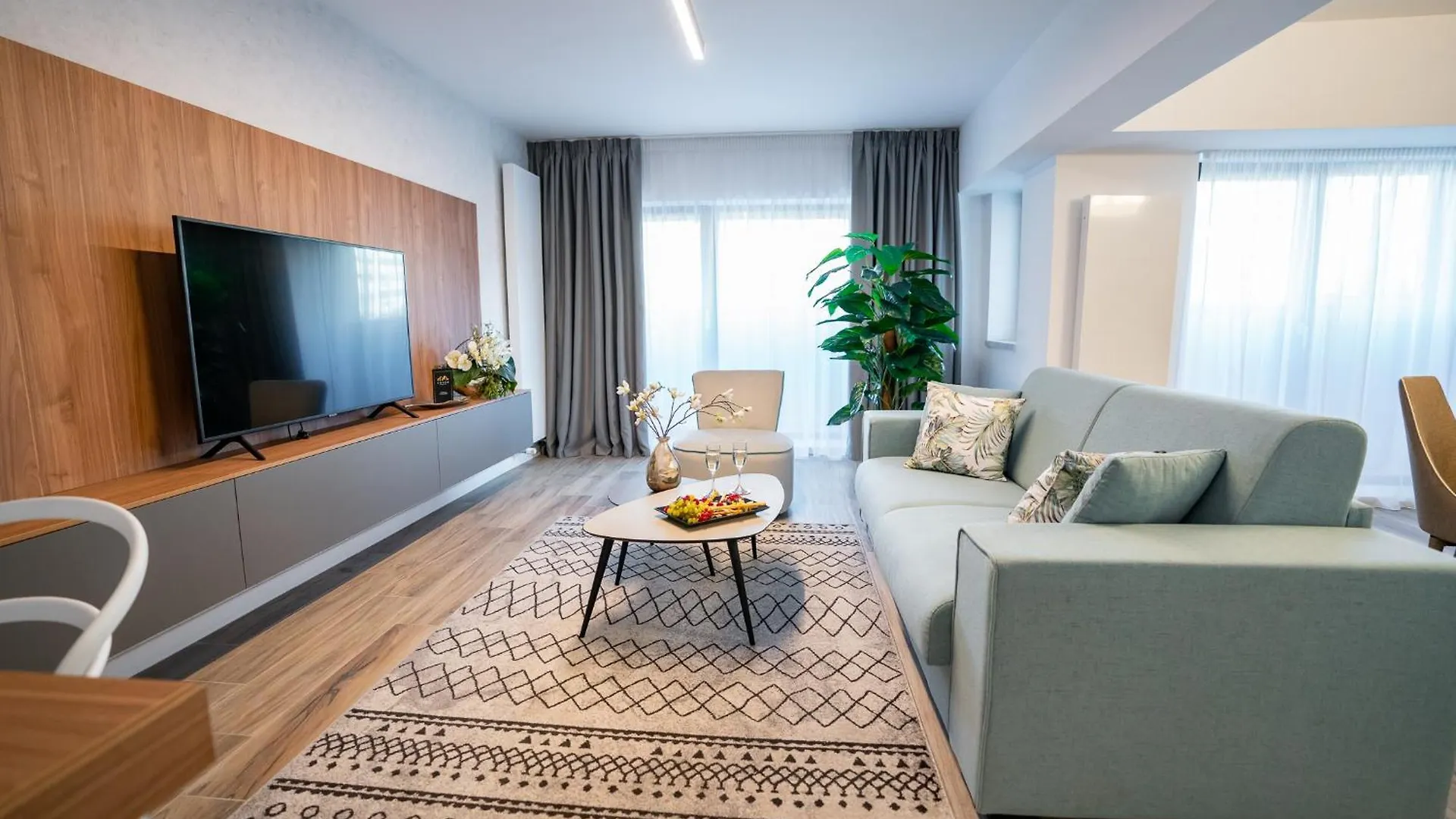 Novos Aparthotel Bucarest 0*,